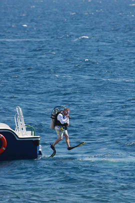 Roatan dive time